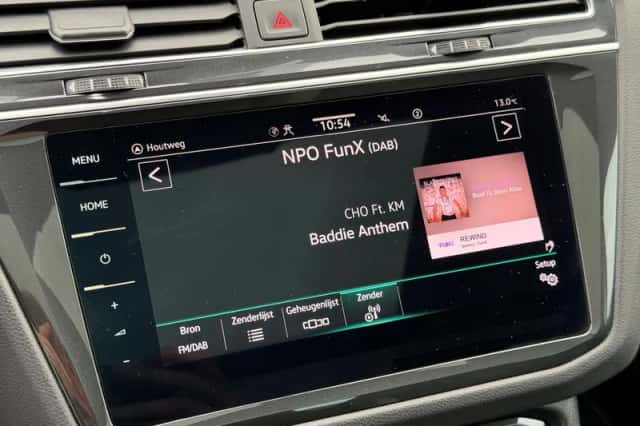 Volkswagen Tiguan (2022) thumbnail 41