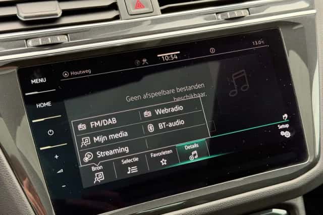 Volkswagen Tiguan (2022) thumbnail 44