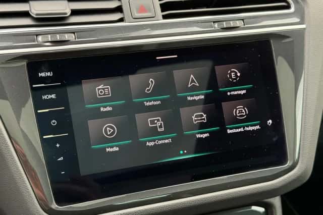 Volkswagen Tiguan (2022) thumbnail 48