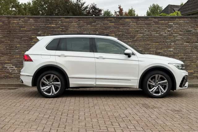 Volkswagen Tiguan (2022) thumbnail 8
