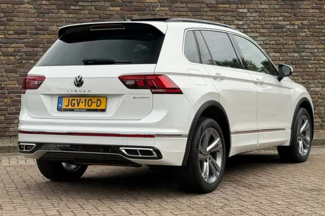 Volkswagen Tiguan (2022) thumbnail 10
