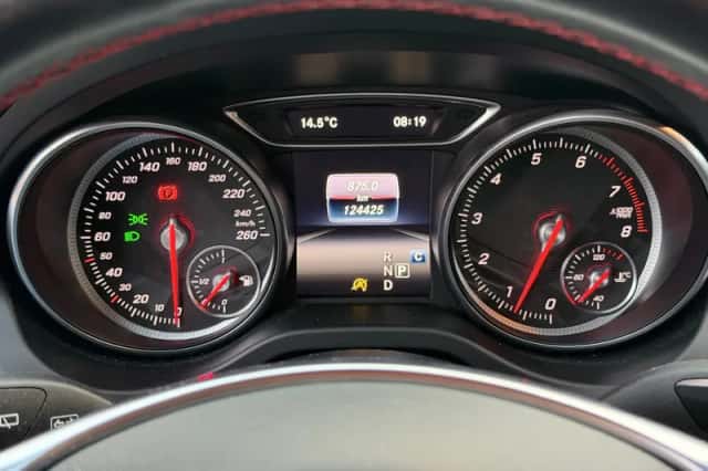 Mercedes-Benz CLA-Klasse (2019) thumbnail 3