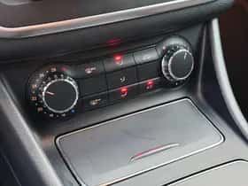 Mercedes-Benz CLA-Klasse (2019) thumbnail 31