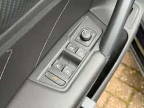 Volkswagen Tiguan (2021) thumbnail 25