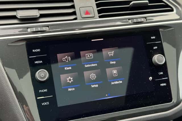 Volkswagen Tiguan (2021) thumbnail 44