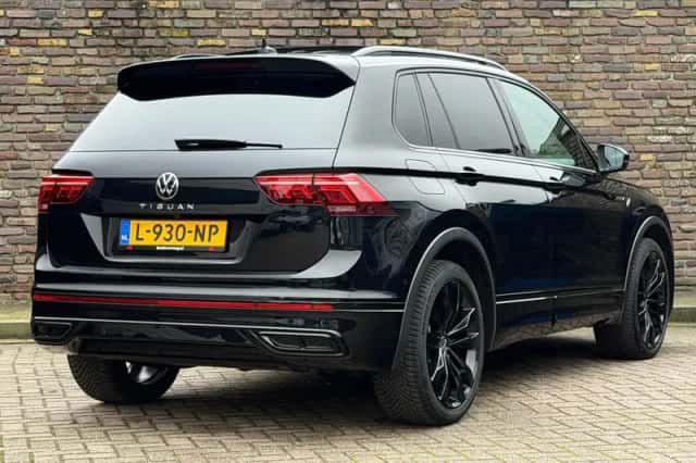 Volkswagen Tiguan (2021) thumbnail 10