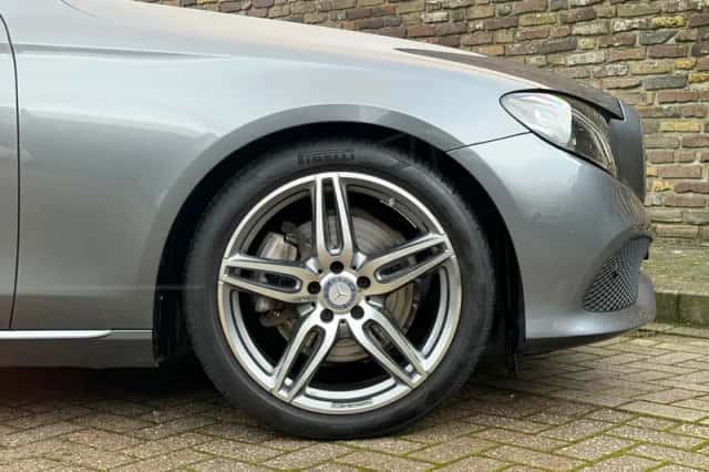 Mercedes-Benz E-Klasse (2017) thumbnail 11