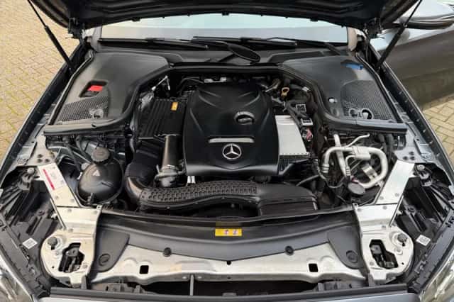 Mercedes-Benz E-Klasse (2017) thumbnail 51
