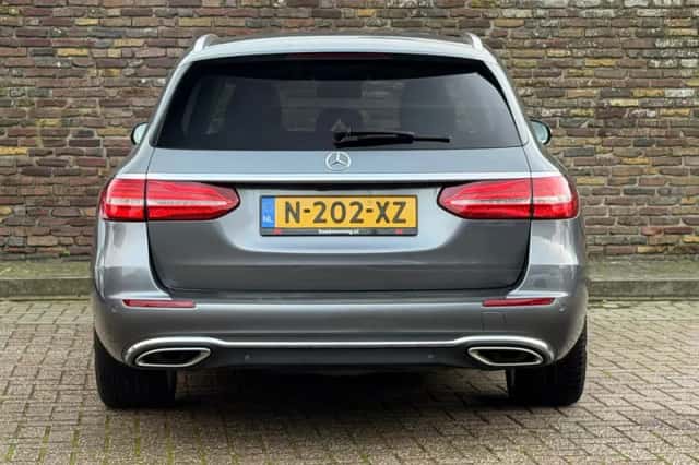 Mercedes-Benz E-Klasse (2017) thumbnail 9