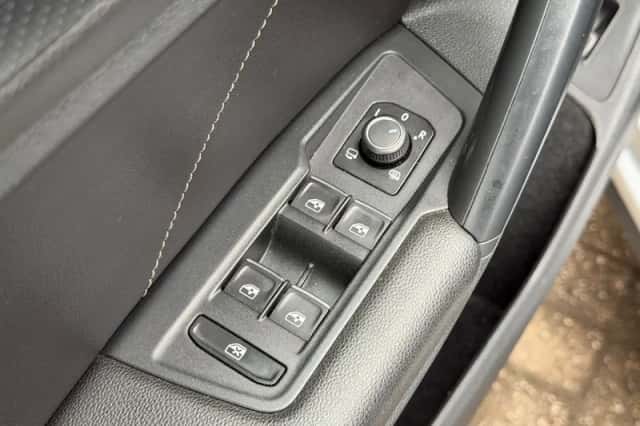 Volkswagen Tiguan (2020) thumbnail 27