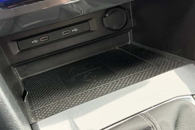 Volkswagen Tiguan (2020) thumbnail 40
