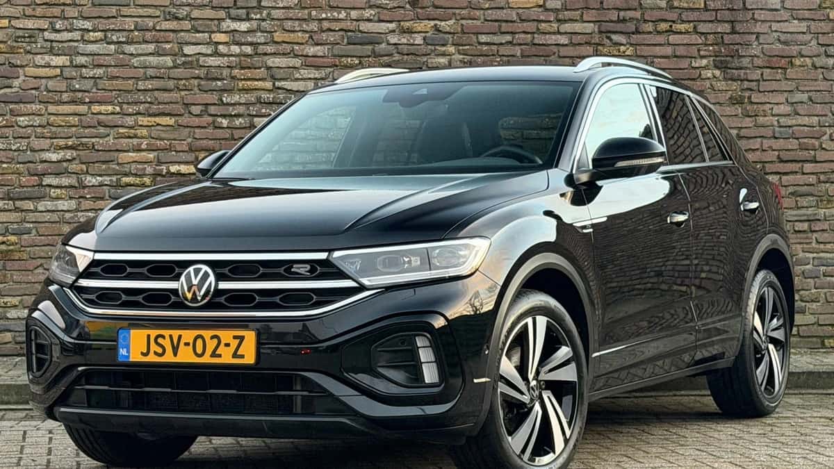 Volkswagen T-Roc (2022) — foto 1