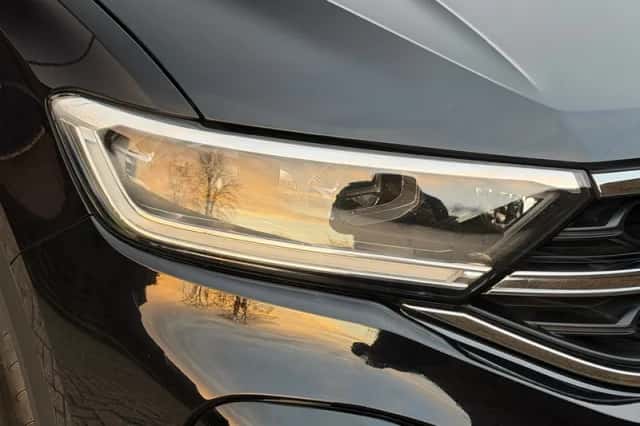 Volkswagen T-Roc (2022) thumbnail 4