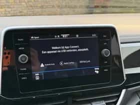 Volkswagen T-Roc (2022) thumbnail 45