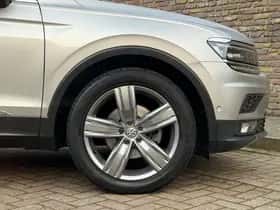Volkswagen Tiguan (2019) thumbnail 11