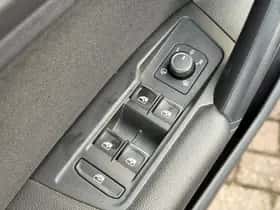 Volkswagen Tiguan (2019) thumbnail 26