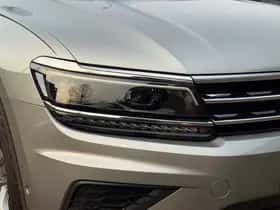 Volkswagen Tiguan (2019) thumbnail 4