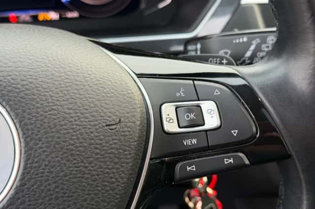 Volkswagen Tiguan (2019) thumbnail 31