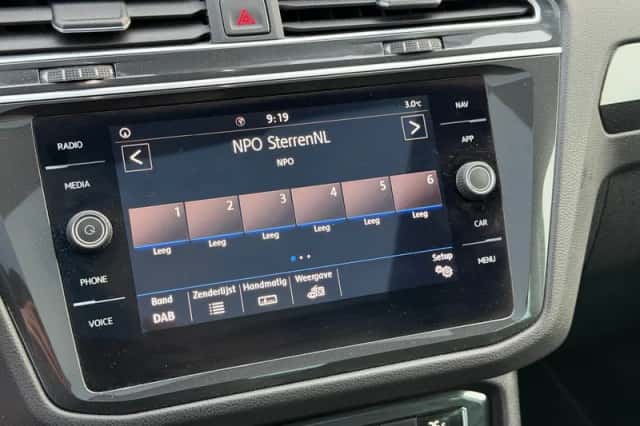 Volkswagen Tiguan (2019) thumbnail 36