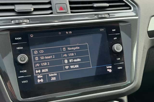 Volkswagen Tiguan (2019) thumbnail 37