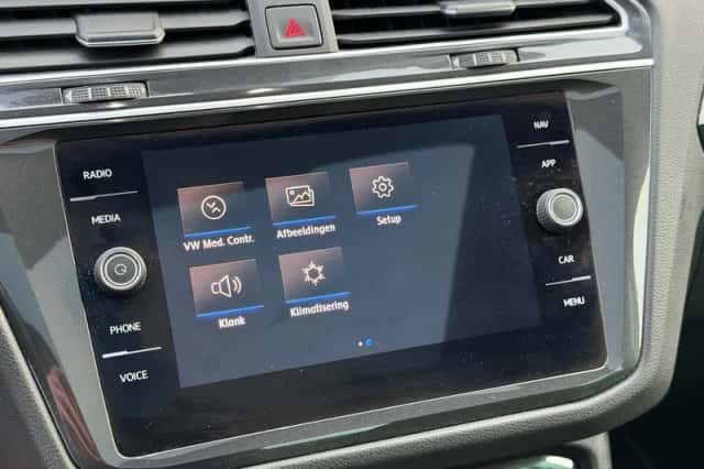 Volkswagen Tiguan (2019) thumbnail 44