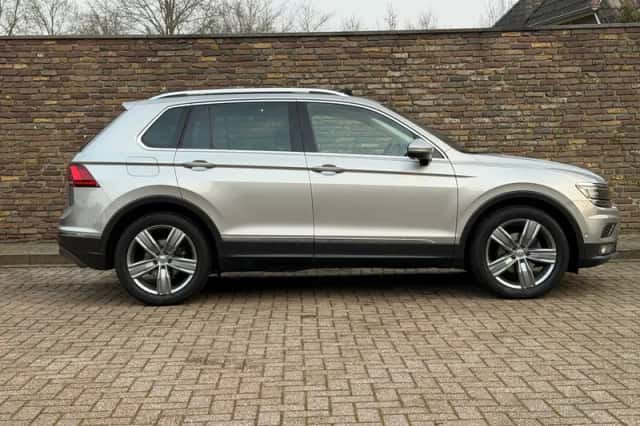 Volkswagen Tiguan (2019) thumbnail 8