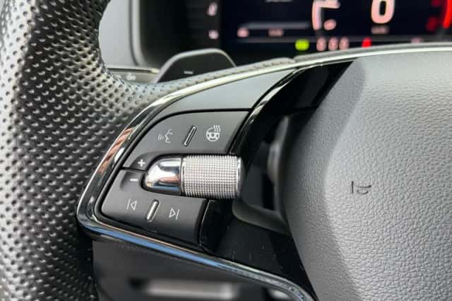 Škoda Karoq (2022) thumbnail 26