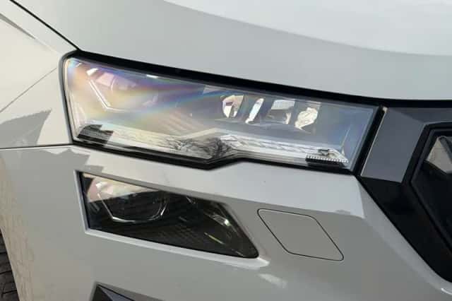 Škoda Karoq (2022) thumbnail 4