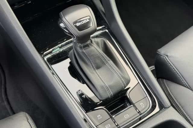 Škoda Karoq (2022) thumbnail 32