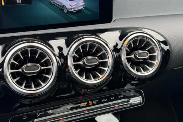Mercedes-Benz CLA-Klasse (2022) thumbnail 35