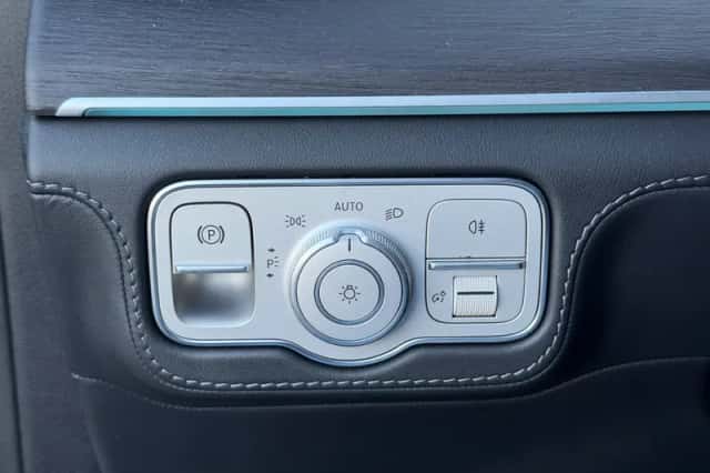 Mercedes-Benz GLE-KLASSE (2021) thumbnail 37