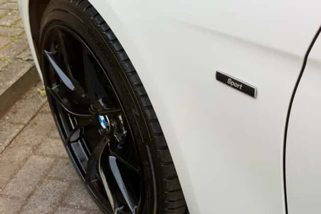 BMW 3-Serie (2015) thumbnail 14