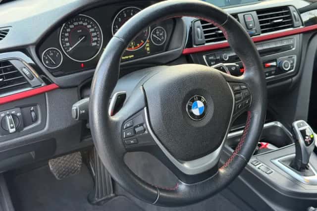 BMW 3-Serie (2015) thumbnail 24