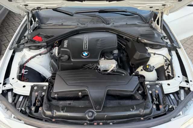 BMW 3-Serie (2015) thumbnail 38
