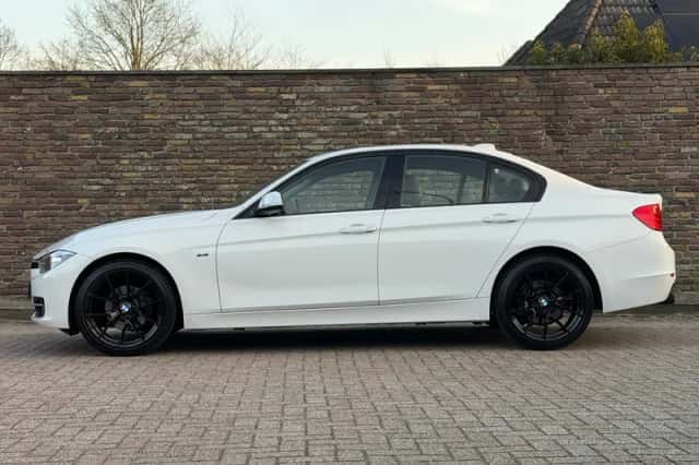 BMW 3-Serie (2015) thumbnail 7