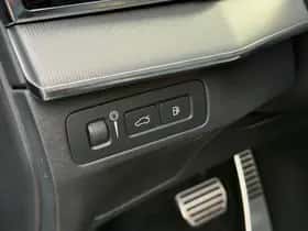 Volvo XC90 (2021) thumbnail 35