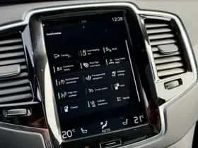 Volvo XC90 (2021) thumbnail 54