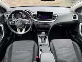 Kia Ceed (2022) thumbnail 2