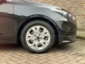 Kia Ceed (2022) thumbnail 11
