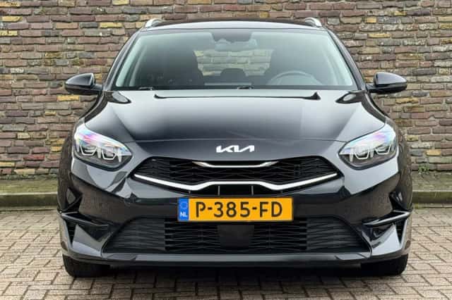 Kia Ceed (2022) thumbnail 6