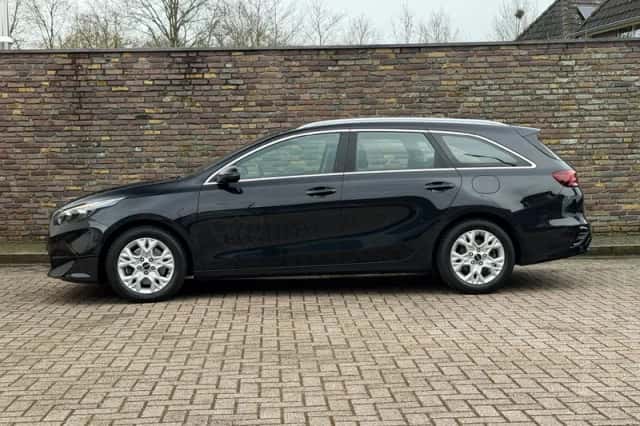 Kia Ceed (2022) thumbnail 7