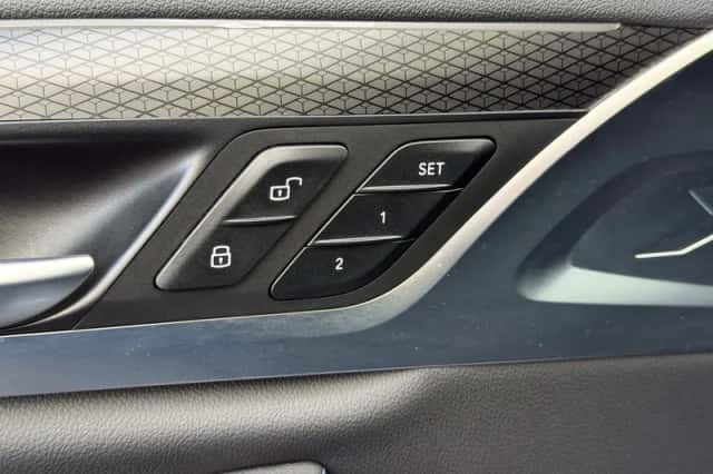 BMW X3 (2023) thumbnail 32