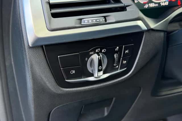BMW X3 (2023) thumbnail 35