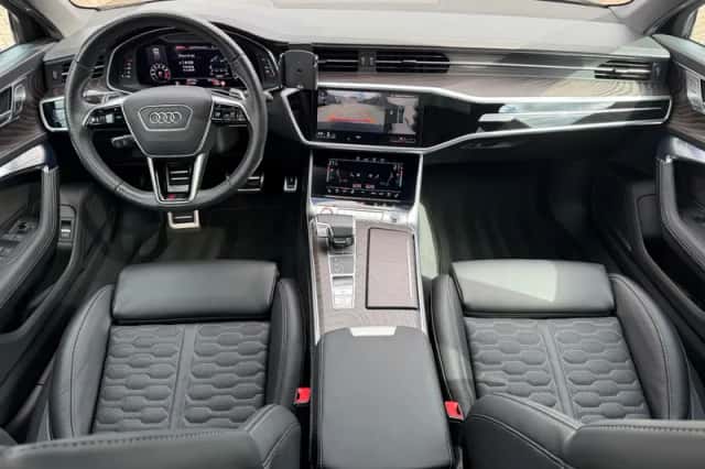 Audi RS6 (2020) thumbnail 2