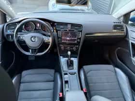 Volkswagen Golf (2013) thumbnail 2