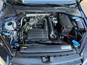 Volkswagen Golf (2013) thumbnail 44