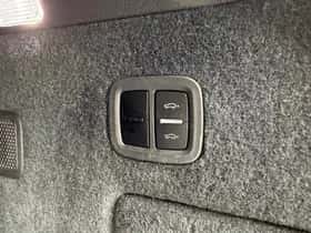 Porsche Cayenne (2022) thumbnail 28