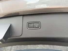 Porsche Cayenne (2022) thumbnail 29
