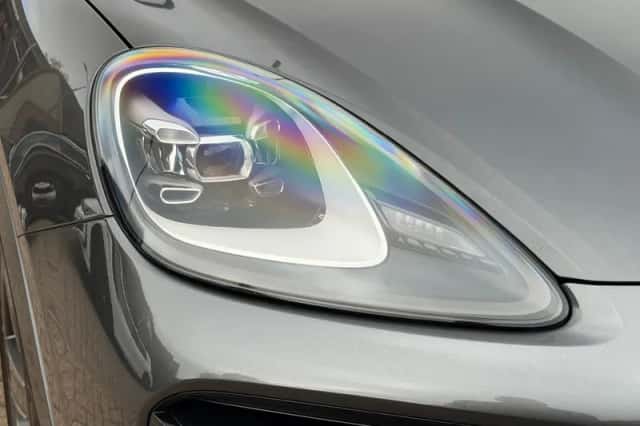 Porsche Cayenne (2022) thumbnail 4