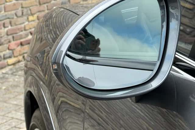 Porsche Cayenne (2022) thumbnail 34